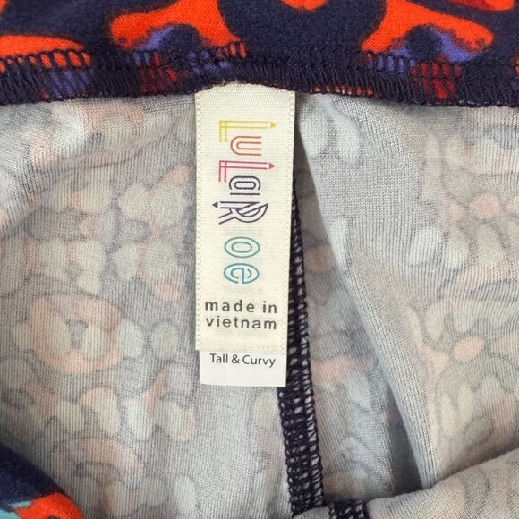 Lularoe Leggings • size tall & curvy • NWOT - Picture 2 of 7